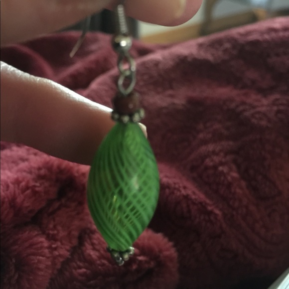 Earrings - Picture 6 of 8